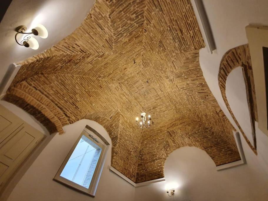 Casa Santa Maria - Beautifully Restored House In Centro Storico Irsina Basilicata Puglia Εξωτερικό φωτογραφία